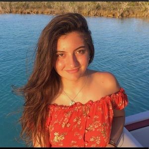 Meet your Posher, Julienne